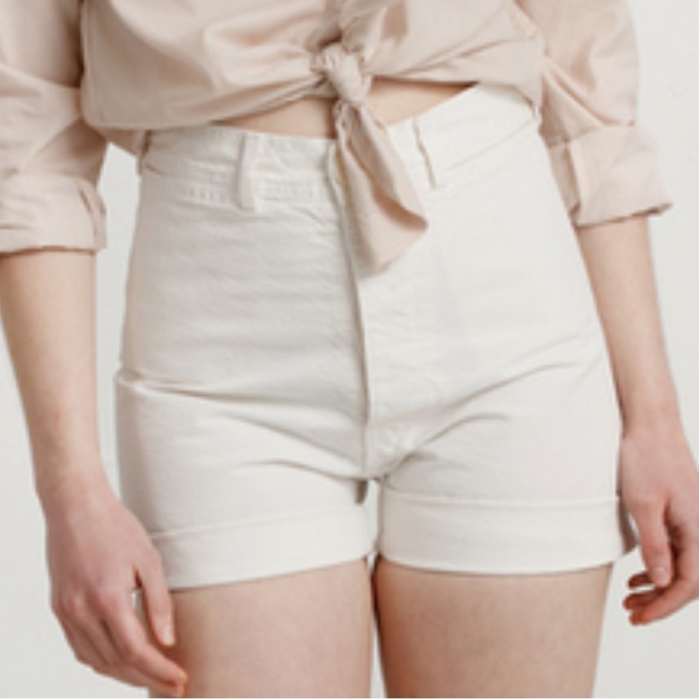 Jesse Kamm White Cut Off Shorts size 8 - Picture 1 of 5